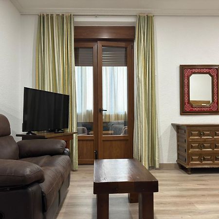Hostal Aribel Longinos Серседілья Екстер'єр фото