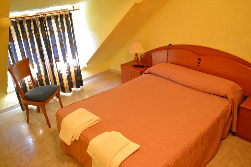 Hostal Aribel Longinos Серседілья Номер фото