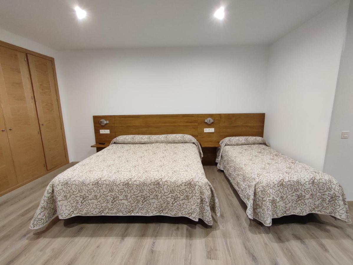 Hostal Aribel Longinos Серседілья Екстер'єр фото